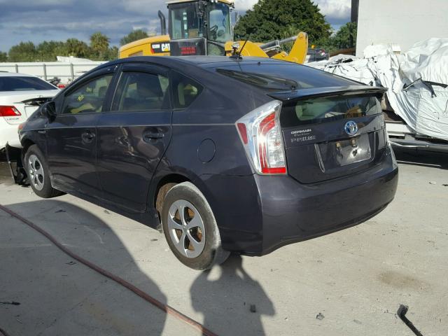 JTDKN3DUXC1581692 - 2012 TOYOTA PRIUS GRAY photo 3