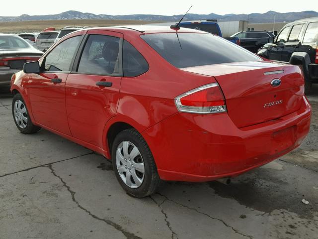 1FAHP34N98W162357 - 2008 FORD FOCUS S/SE RED photo 3