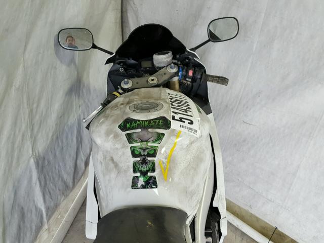 JYARN05E5YA002177 - 2000 YAMAHA YZFR1 WHITE photo 5