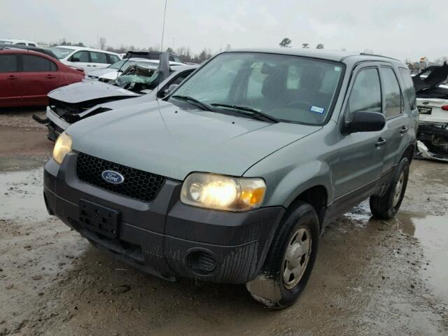 1FMYU02Z06KD55813 - 2006 FORD ESCAPE XLS GREEN photo 2