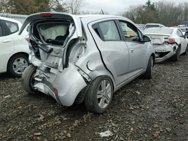 KL8CD6S99FC761237 - 2015 CHEVROLET SPARK 1LT SILVER photo 4