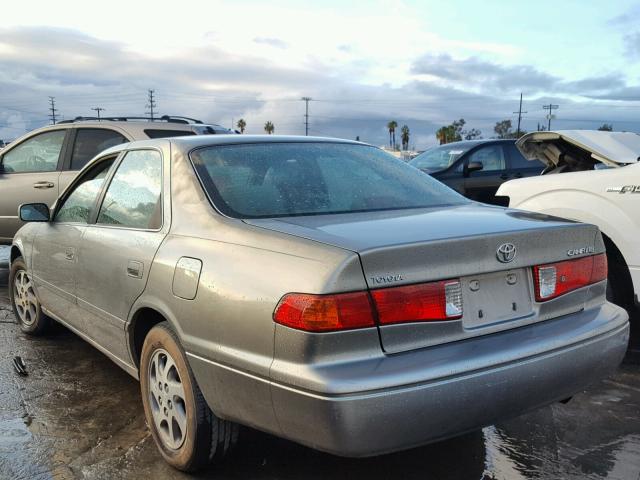 JT2BG22K5Y0388474 - 2000 TOYOTA CAMRY CE GRAY photo 4