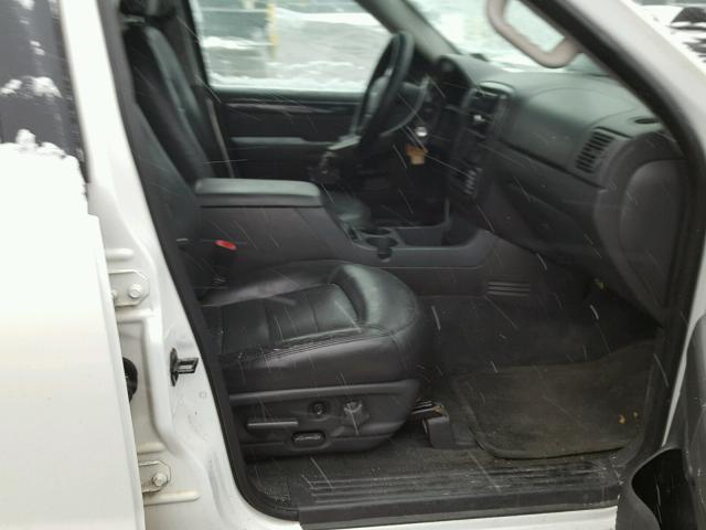 1FMZU75E92ZC11975 - 2002 FORD EXPLORER L WHITE photo 5