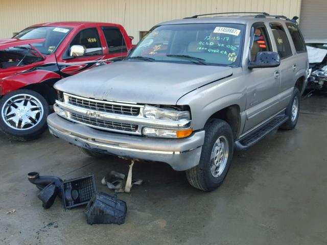 1GNEC13T1YJ115101 - 2000 CHEVROLET TAHOE C150 GRAY photo 2