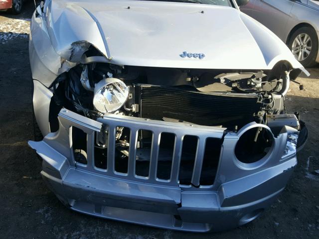 1J4NF4FB6AD524276 - 2010 JEEP COMPASS SP SILVER photo 9