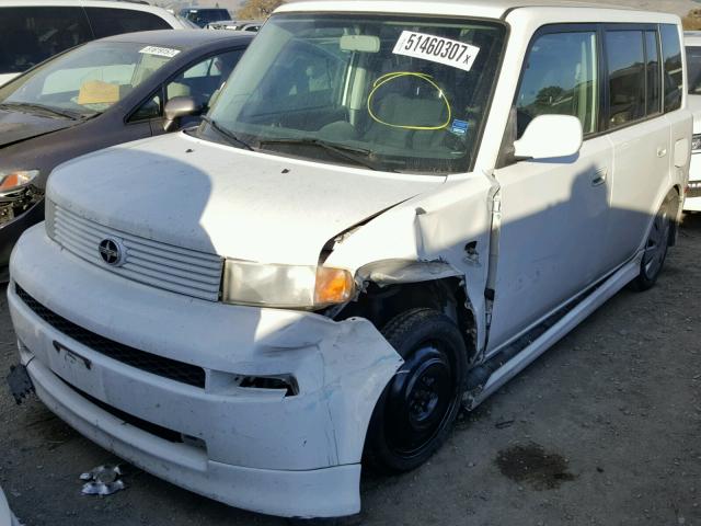 JTLKT324564096862 - 2006 TOYOTA SCION XB WHITE photo 2