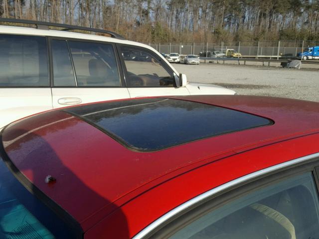 WBAEW53463PG20783 - 2003 BMW 330 XI Rouge photo 9