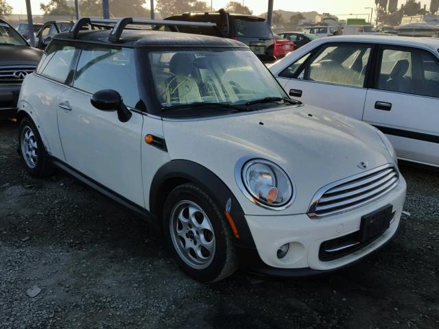 WMWSU3C51DT678862 - 2013 MINI COOPER WHITE photo 1