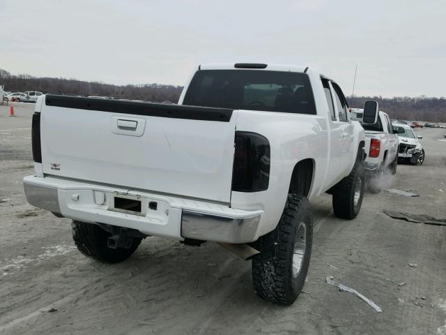 1GCEK19058Z195240 - 2008 CHEVROLET SILVERADO WHITE photo 4