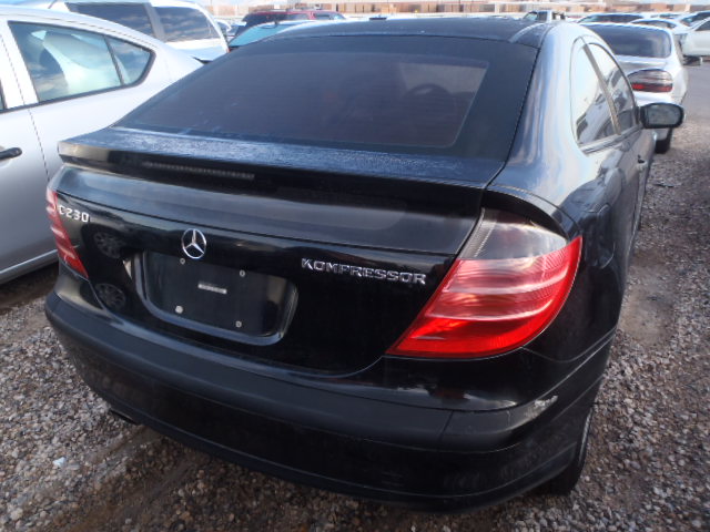 WDBRN40J13A413325 - 2003 MERCEDES-BENZ C 230K SPO BLACK photo 4