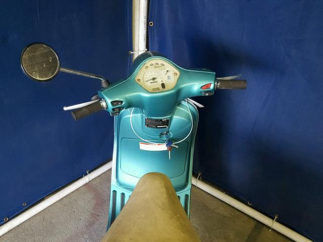 ZAPM688F6D5003189 - 2013 VESPA LX 150IE GREEN photo 5