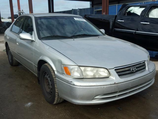 JT2BG22KXY0380936 - 2000 TOYOTA CAMRY CE SILVER photo 1