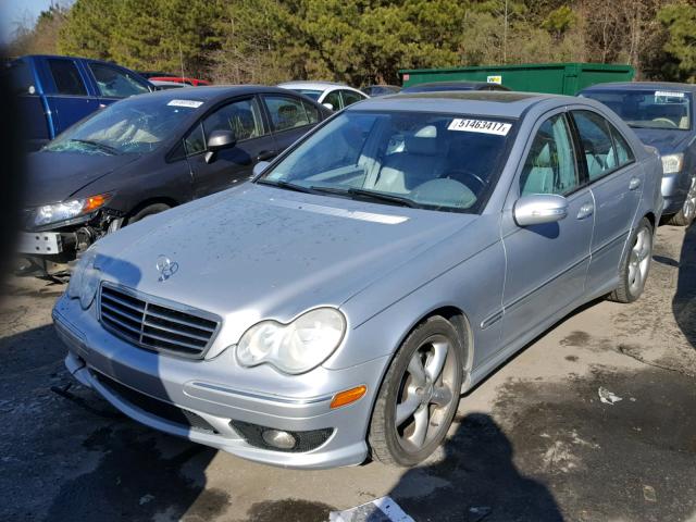 WDBRF52H26A871196 - 2006 MERCEDES-BENZ C GENERATI SILVER photo 2