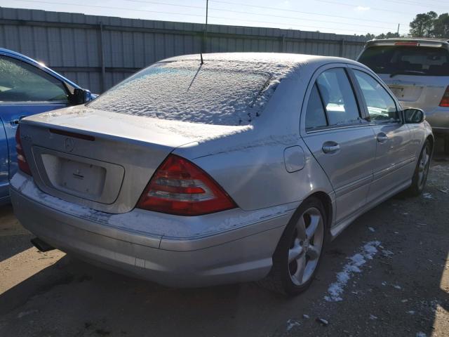 WDBRF52H26A871196 - 2006 MERCEDES-BENZ C GENERATI SILVER photo 4