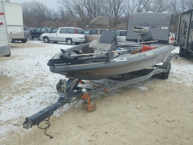 MGL11682H001 - 2001 PROC BOAT TWO TONE photo 1