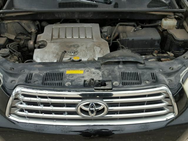 JTEES42A682066397 - 2008 TOYOTA HIGHLANDER BLACK photo 7