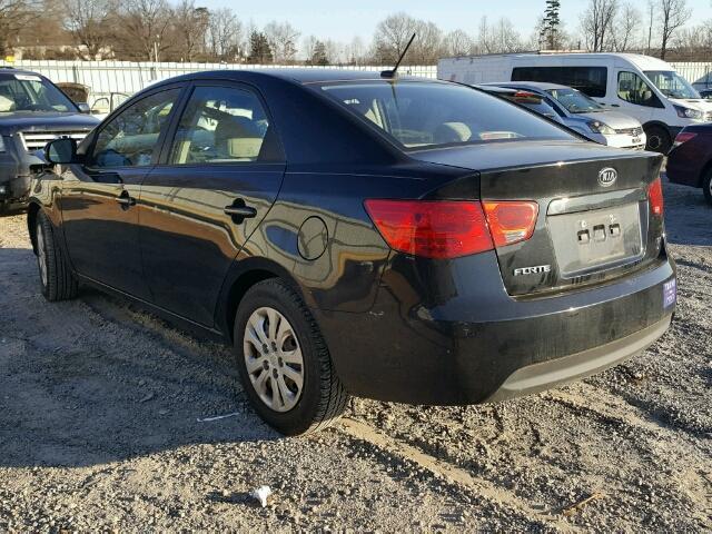 KNAFU4A25D5706845 - 2013 KIA FORTE EX BLACK photo 3