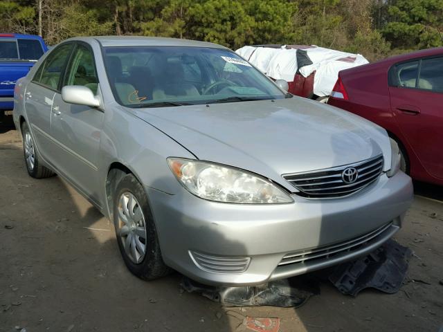 4T1BE32K75U503627 - 2005 TOYOTA CAMRY LE SILVER photo 1