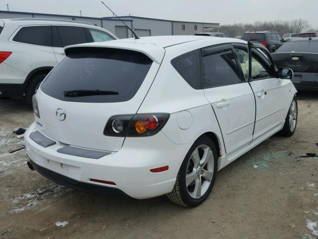 JM1BK143051241295 - 2005 MAZDA 3 HATCHBAC WHITE photo 4