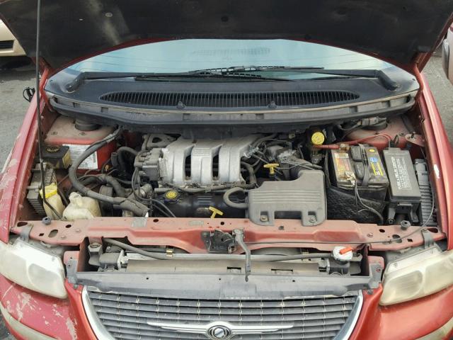 1C4GP54L7YB599233 - 2000 CHRYSLER TOWN & COU RED photo 7