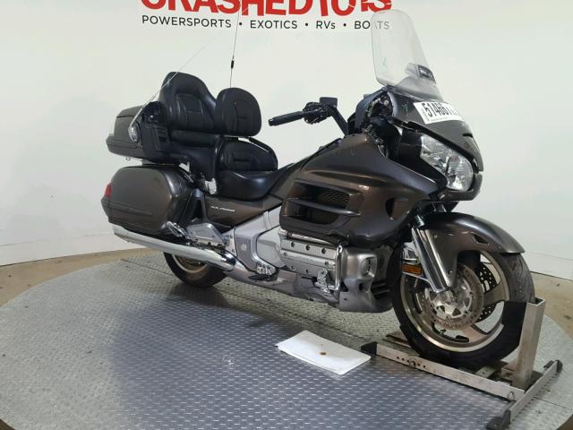 1HFSC47G99A800495 - 2009 HONDA GL1800 BROWN photo 2