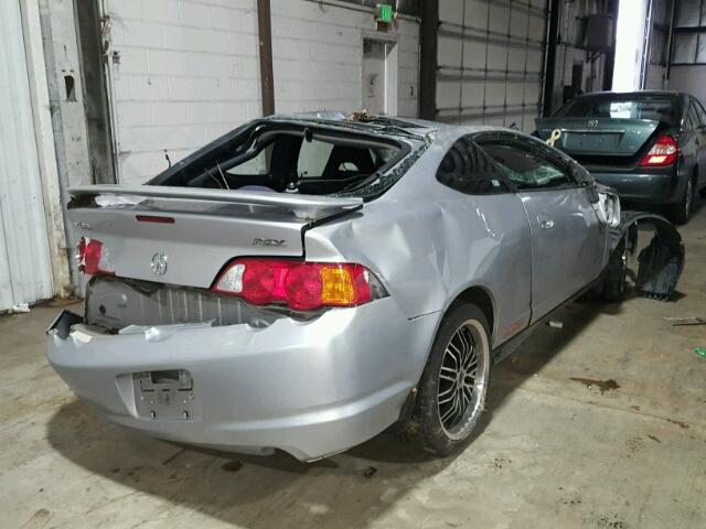 JH4DC54822C023799 - 2002 ACURA RSX SILVER photo 4