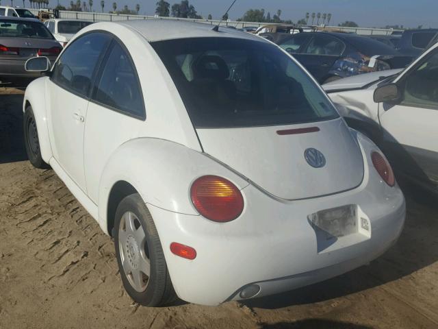 3VWBB61C6WM008203 - 1998 VOLKSWAGEN NEW BEETLE WHITE photo 3