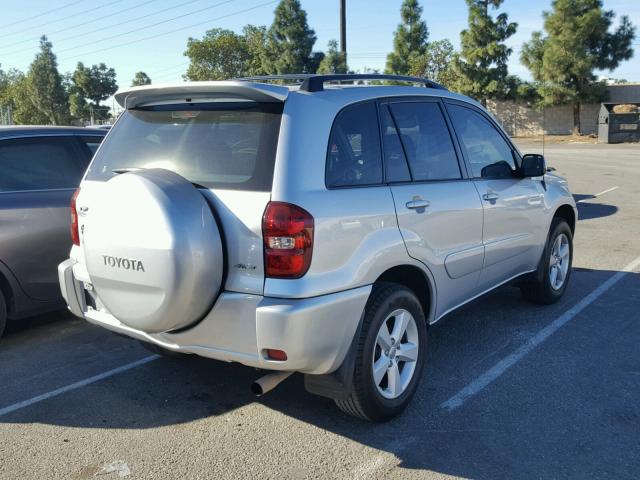 JTEHD20V150047197 - 2005 TOYOTA RAV4 SILVER photo 4