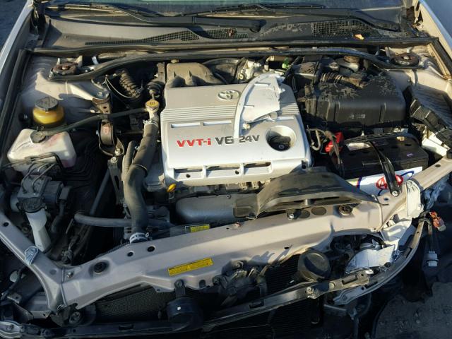 4T1BF32K83U553088 - 2003 TOYOTA CAMRY LE ოქროსფერი ფოტო 7