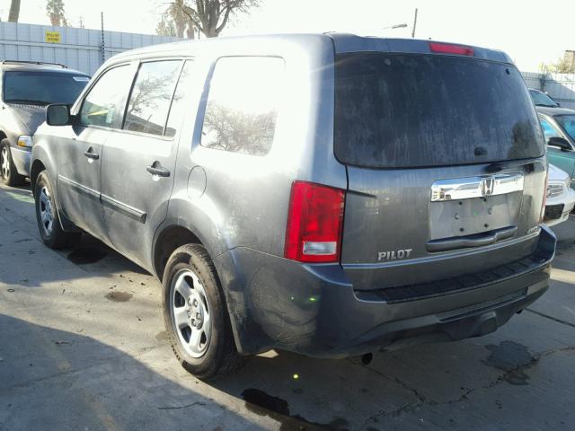 5FNYF4H29DB025548 - 2013 HONDA PILOT LX GRAY photo 3