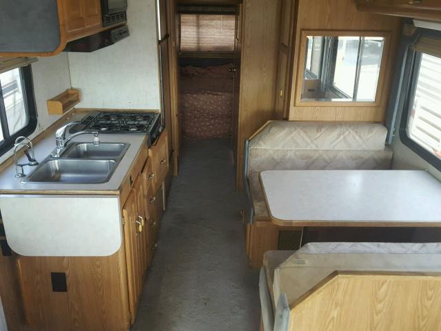 1GBKP37W9K3317667 - 1989 GMC MOTORHOME BEIGE photo 6