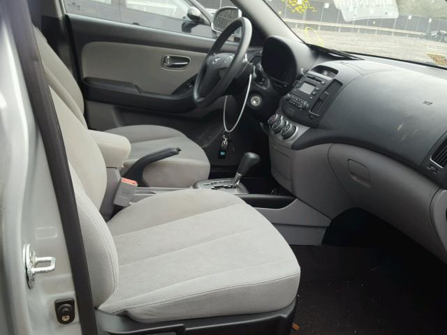 KMHDU4AD3AU140905 - 2010 HYUNDAI ELANTRA BL SILVER photo 5