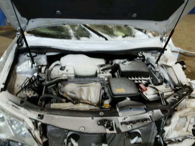 4T4BF1FK4ER391919 - 2014 TOYOTA CAMRY L WHITE photo 7