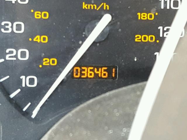 1G8ZY147X2Z216573 - 2002 SATURN SC2 RED photo 8