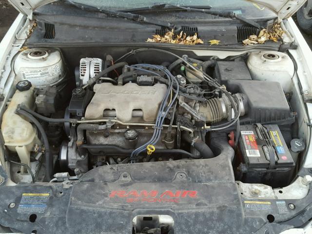 1G2NV12E03C328158 - 2003 PONTIAC GRAND AM G WHITE photo 7