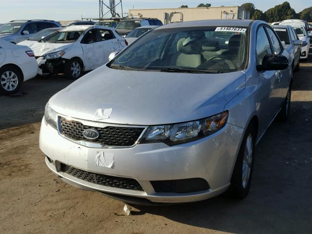 KNAFU4A25B5405344 - 2011 KIA FORTE EX SILVER photo 2