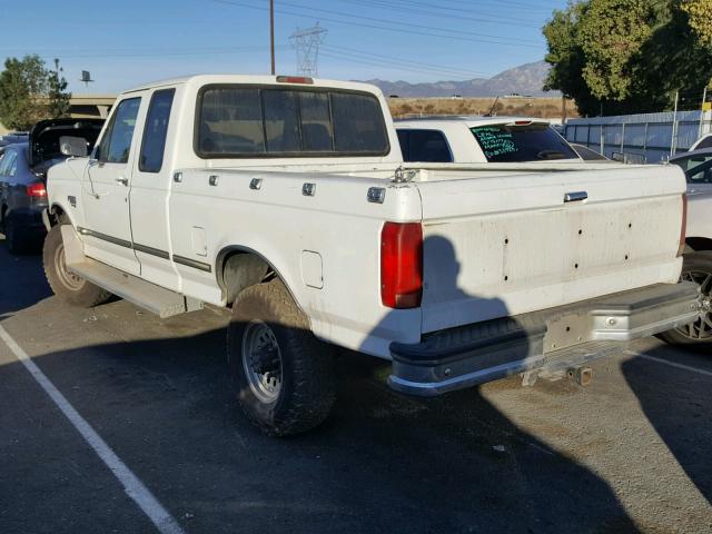 1FTHX26F7TEB58137 - 1996 FORD F250 WHITE photo 3