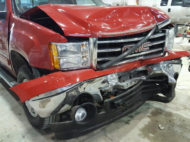 1GTR2VE72CZ303821 - 2012 GMC SIERRA K15 RED photo 9