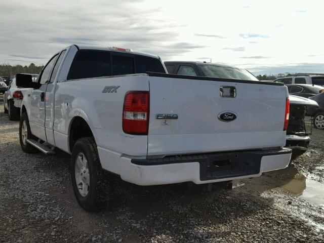 1FTRF12236NA47531 - 2006 FORD F150 WHITE photo 3