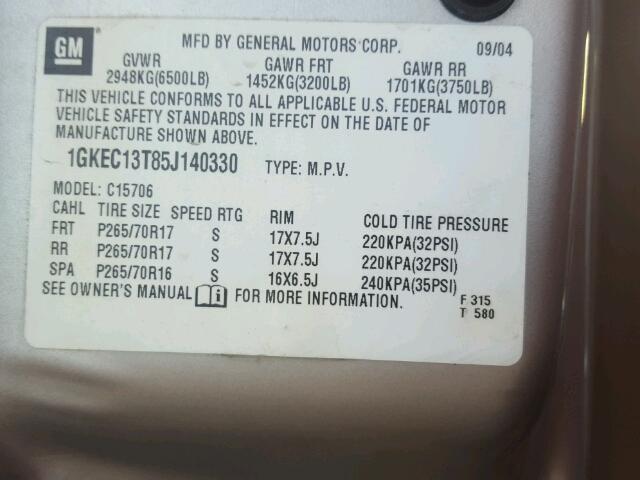 1GKEC13T85J140330 - 2005 GMC YUKON SILVER photo 10