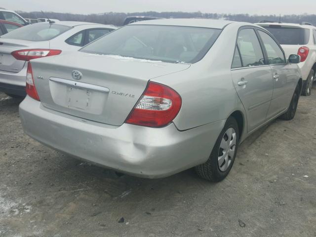 JTDBE32K720085299 - 2002 TOYOTA CAMRY LE SILVER photo 4
