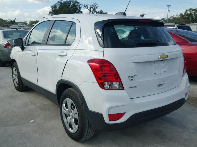 3GNCJKSB0HL235606 - 2017 CHEVROLET TRAX LS WHITE photo 3