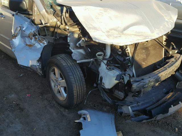 1D8HN44E09B507744 - 2009 DODGE GRAND CARA SILVER photo 9