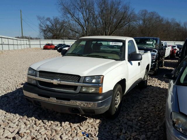 1GCEC14X44Z187903 - 2004 CHEVROLET SILVERADO WHITE photo 2