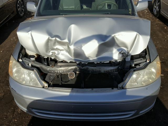 4T1BF28B82U261165 - 2002 TOYOTA AVALON XL SILVER photo 7