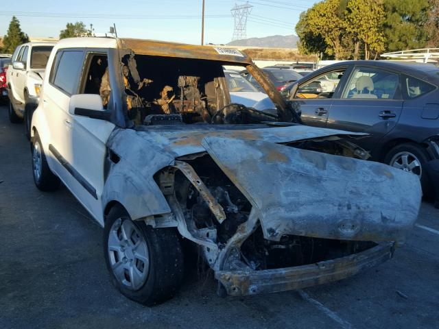 KNDJT2A5XD7539806 - 2013 KIA SOUL WHITE photo 1