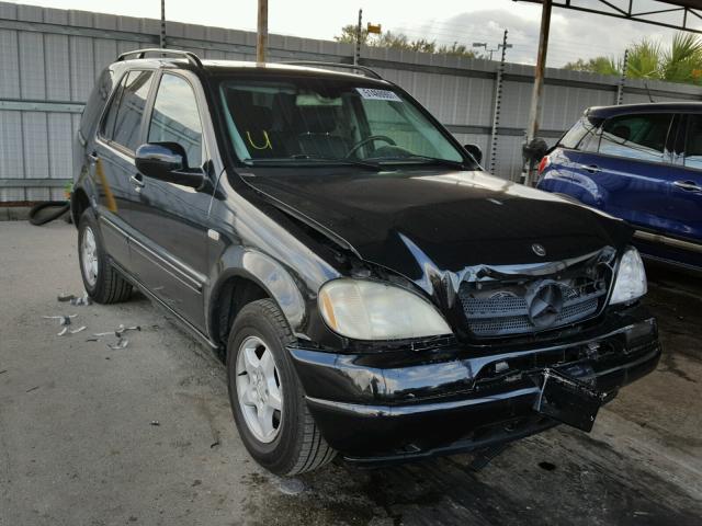 4JGAB54E41A239687 - 2001 MERCEDES-BENZ ML 320 BLACK photo 1