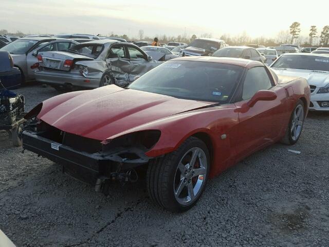 1G1YY26U975108897 - 2007 CHEVROLET CORVETTE RED photo 2