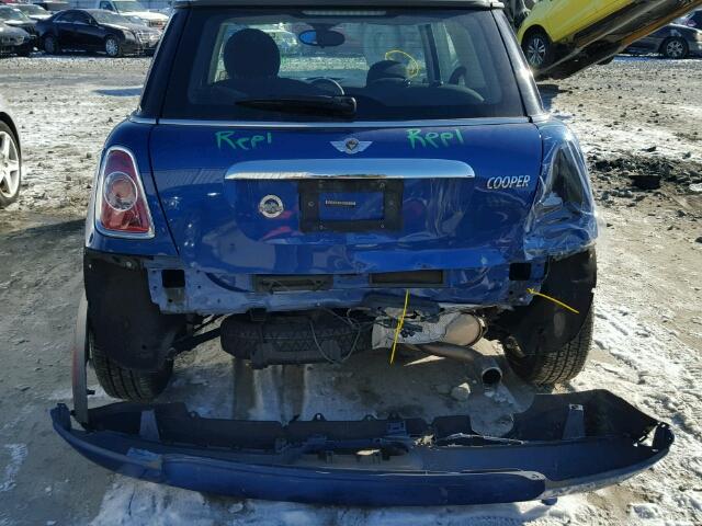 WMWSU3C5XCT540137 - 2012 MINI COOPER BLUE photo 9