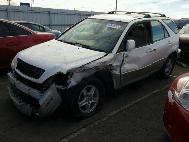 JTJHF10UX10231741 - 2001 LEXUS RX 300 WHITE photo 2